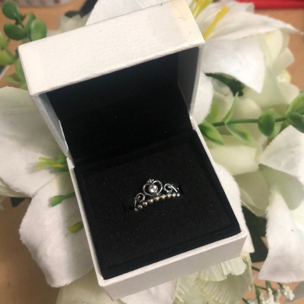 BRAND NEW Pandora Princess Ring